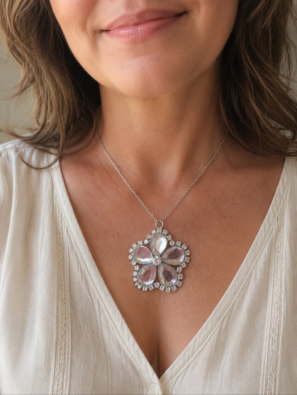 Vintage ,Crystal Teardrop Flower Pendant - Clear Silver Tone